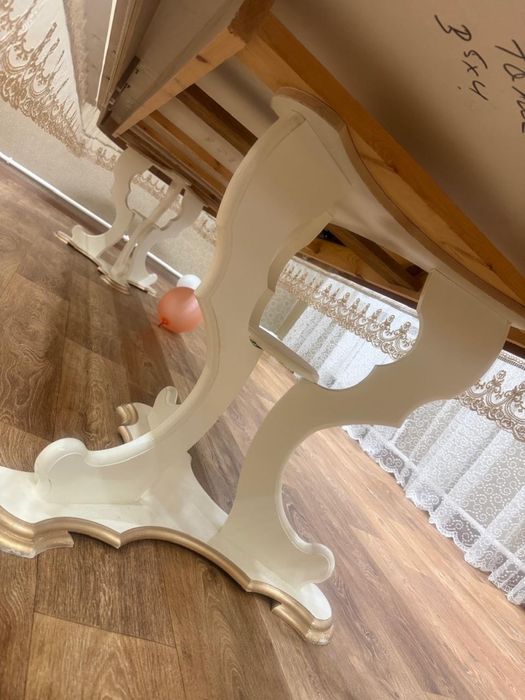 Продам стол