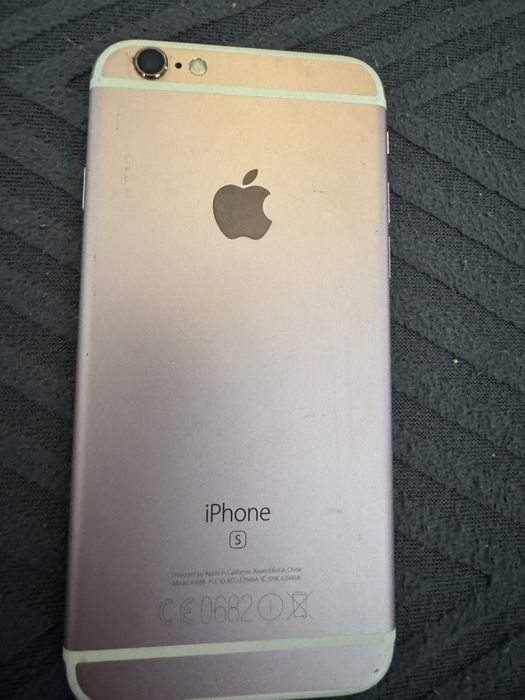 Iphone S много запазен