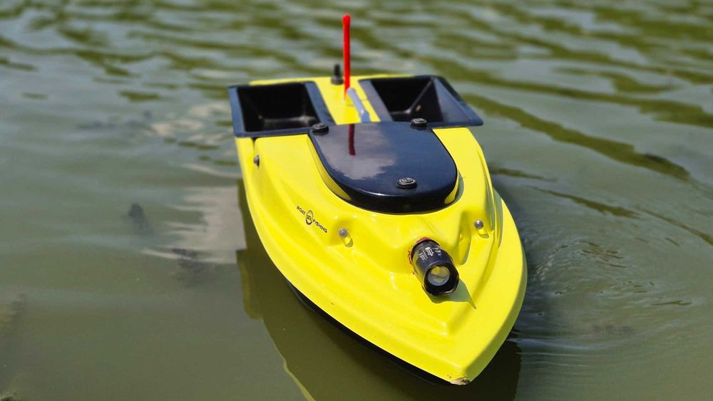 Navomodel Plantat DELFIN Clasic din Fibră 14,8V– Pachet Fără Acumulator