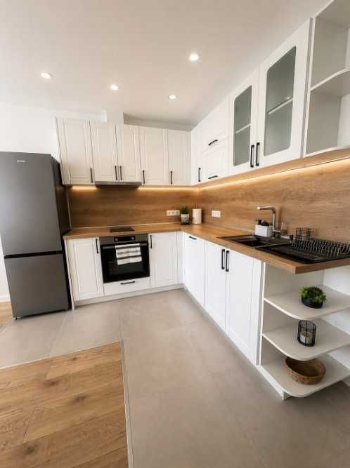 Дава се под наем Тристаен апартамент в София, Борово - 70 кв.м за 746.64 € - Снимка #3