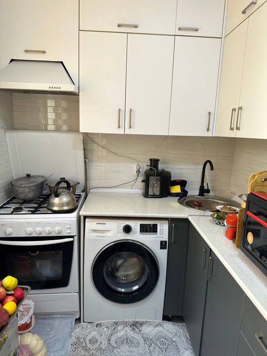 Чиланзар 24.  ЕВРО 3 х комнатная мебель техника