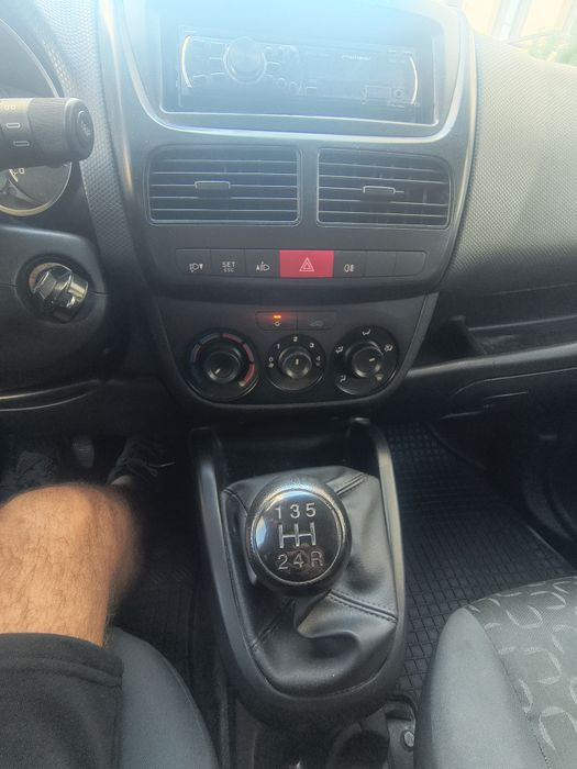 Vând fiat doblo maxi 1.3cdti euro5 AC functional