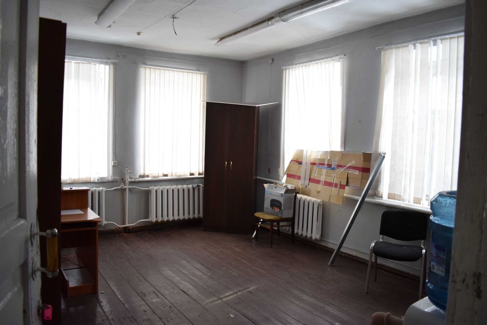 Продажа здания в центре города.