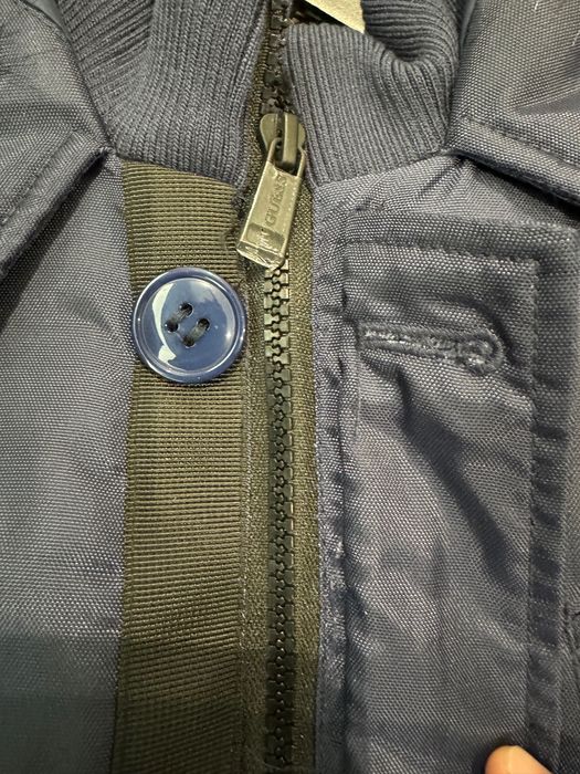 НОВА оригинална детска синя пухена парка с качулка GUESS, размер 12г.