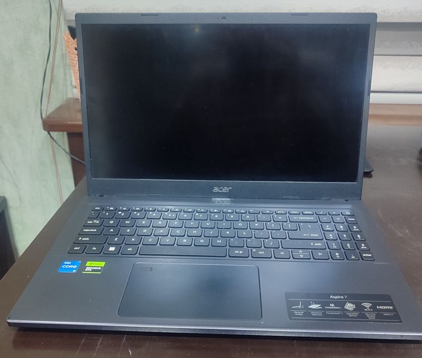 Acer a715-76g-598u