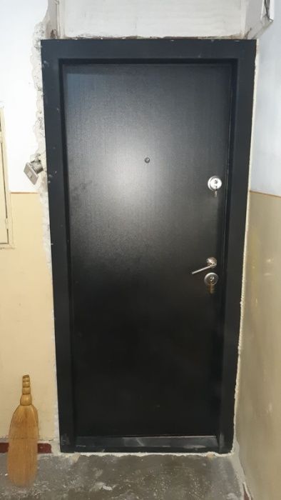 Usi  Metalice MEGA DOOR MONTAJ RAPID 24 SAU 48  ore 1420 LEI