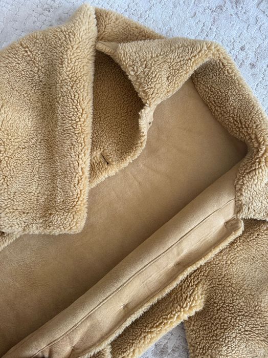 Продам верхнюю одежду