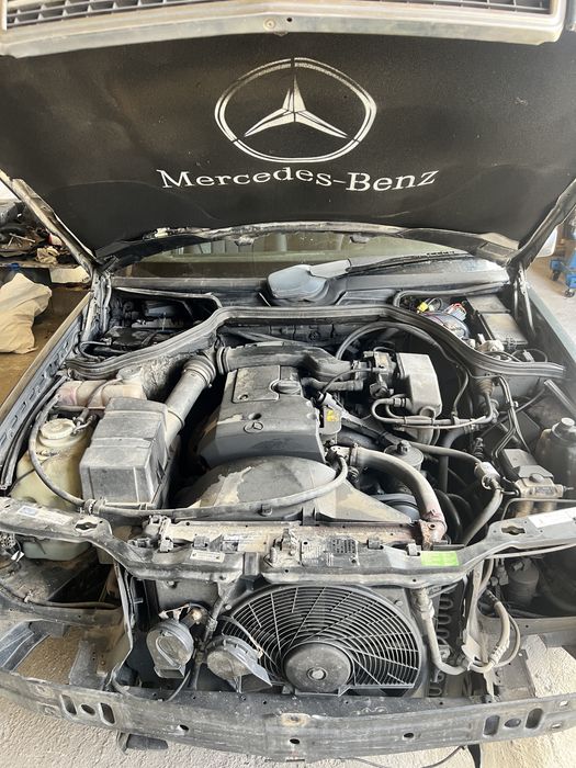 Мерцедес-Бенц w124 2.0i 136к.с на ЧАСТИ!