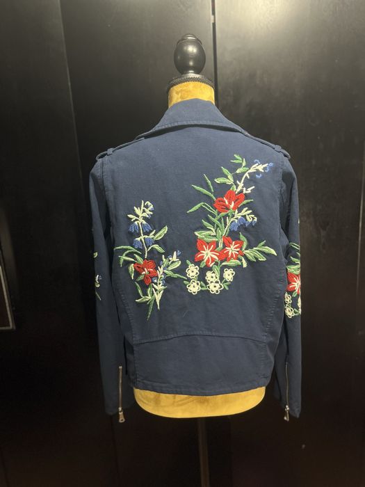 Стильная куртка Gant