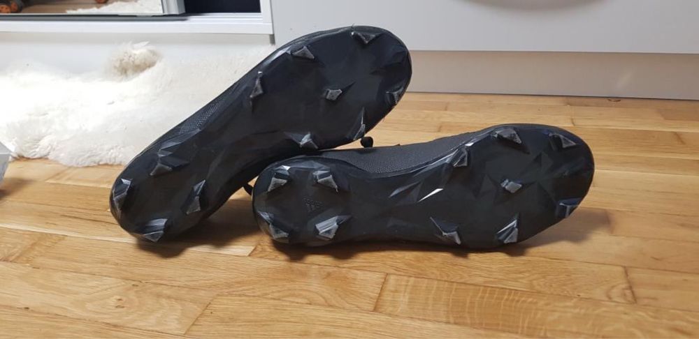 Adidas predator accuracy 3