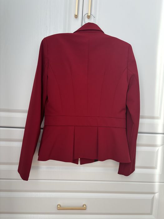 Costum rosu burgundy, marimea M