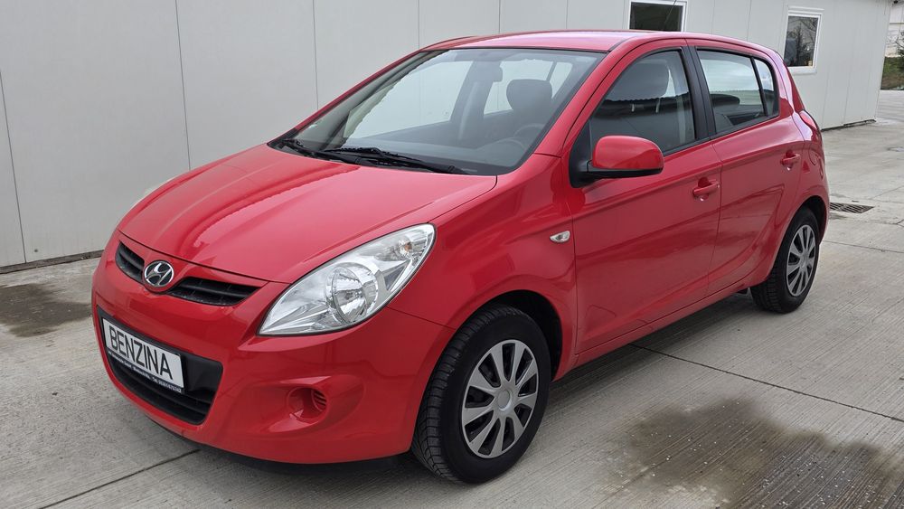 HYUNDAI i20 2011 — imagine 2