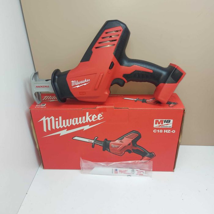 Акумулаторен саблен трион Milwaukee C18 HZ-0