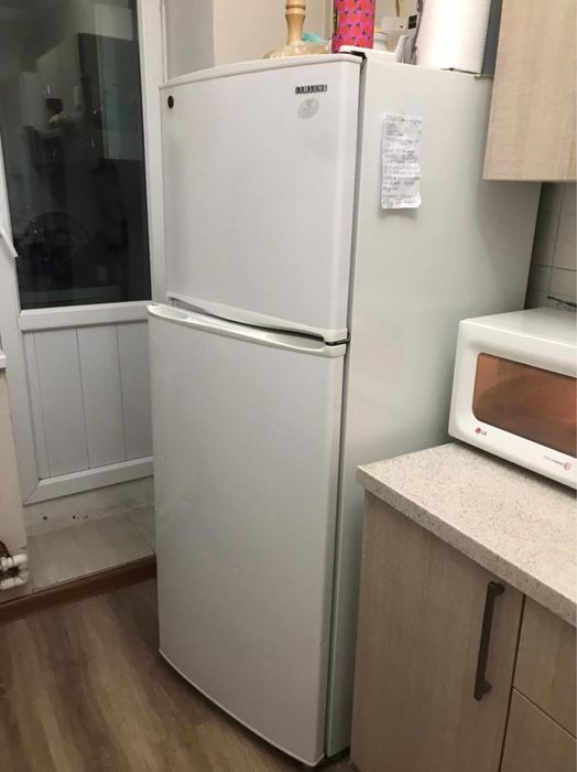 Продается холодильник