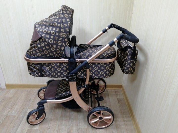 Срочно Продам коляску в идеальном состоянии