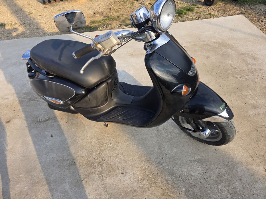 aprilia mojito 50 ' Auto, moto si ambarcatiuni ' OLX.ro