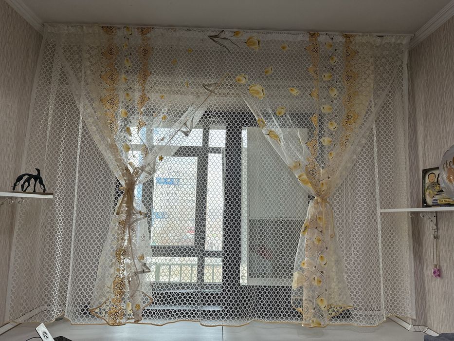 Продам новые кухонные шторы