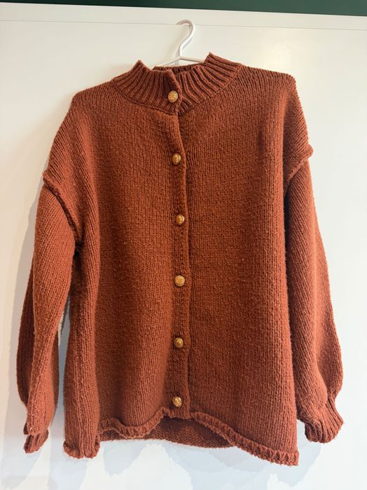 Разпродажба пуловери размер М