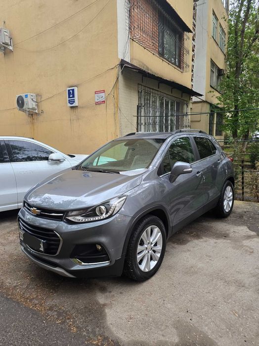 Tracker 1 Premier 2020