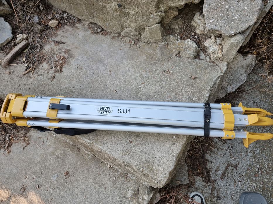 Инструмент за геодезия