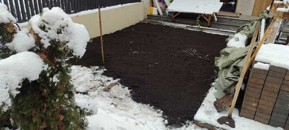 Чернозем горный в мешках 1000тг