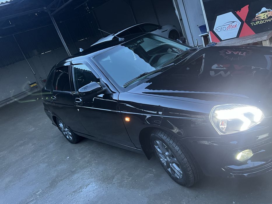 Лада приора хэтчбек