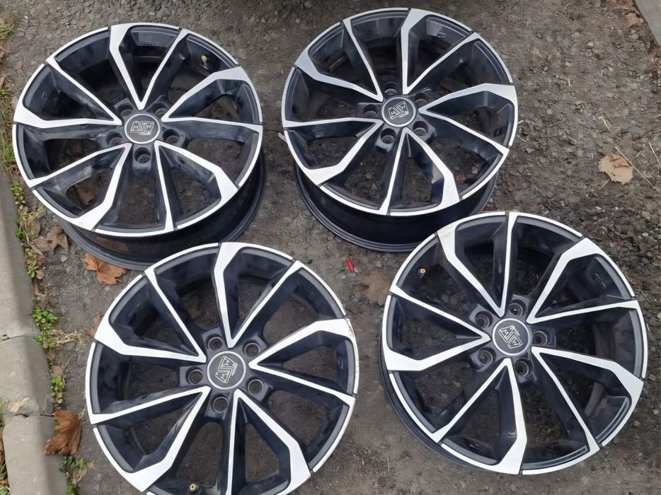 Джанти MSW 42 GLOSS BLACK 7.5JX17" 5X114.3 ET45 CB73