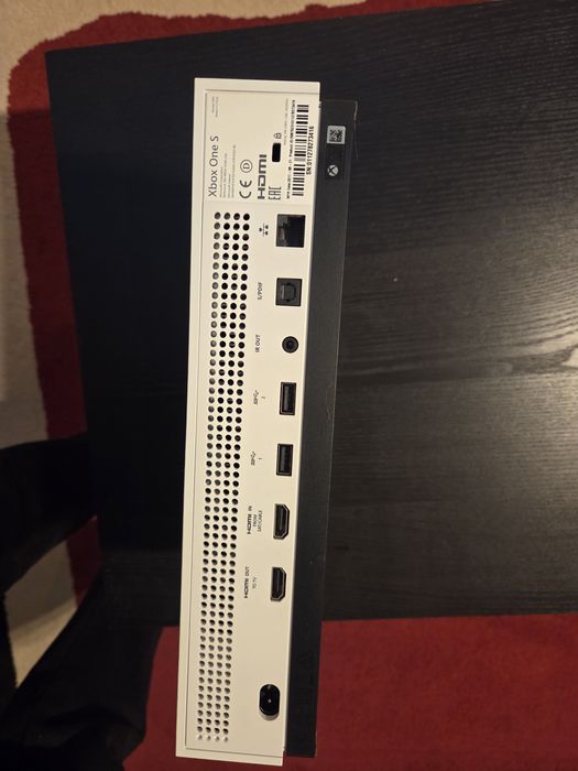 Xbox one s 512gb cu 1 controller