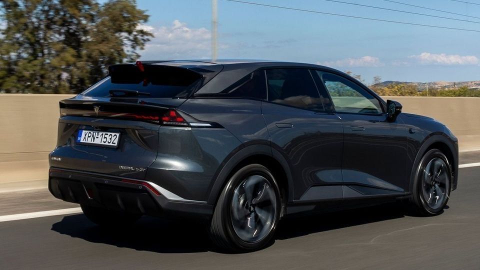 Трансфер в горы на машине Deepal s07