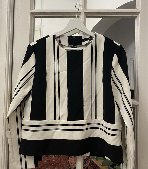 Set Zara top/fusta  marimea  L