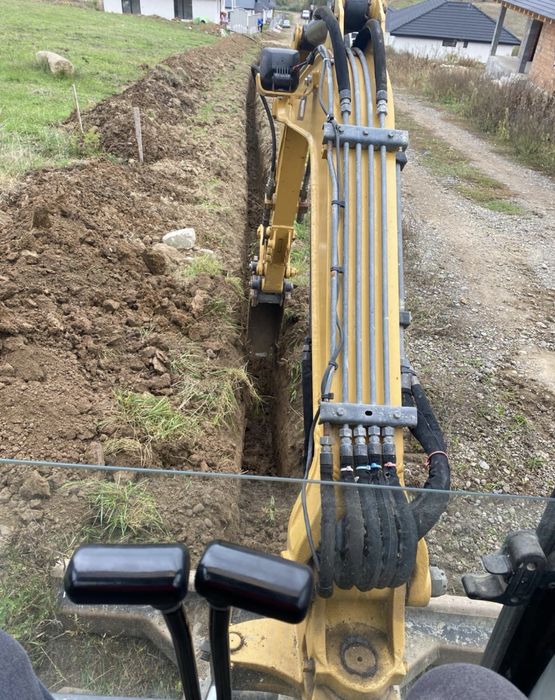 Prestez servcii, inchiriez: buldoexcavator, miniexcator si bascula