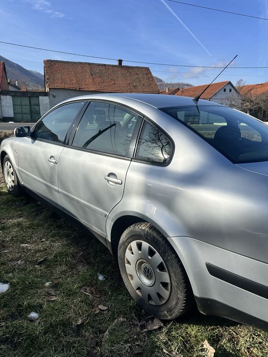 Vw P A S S A T 1.6 benzina