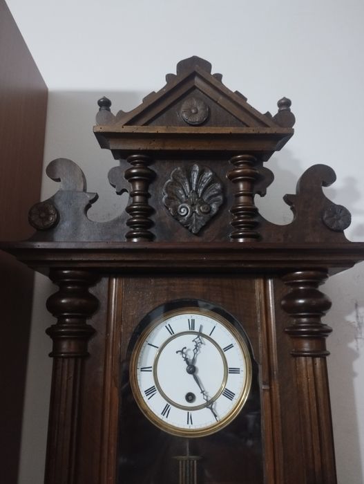 Ceas pendula de perete anii 1900-1910 cu pendul