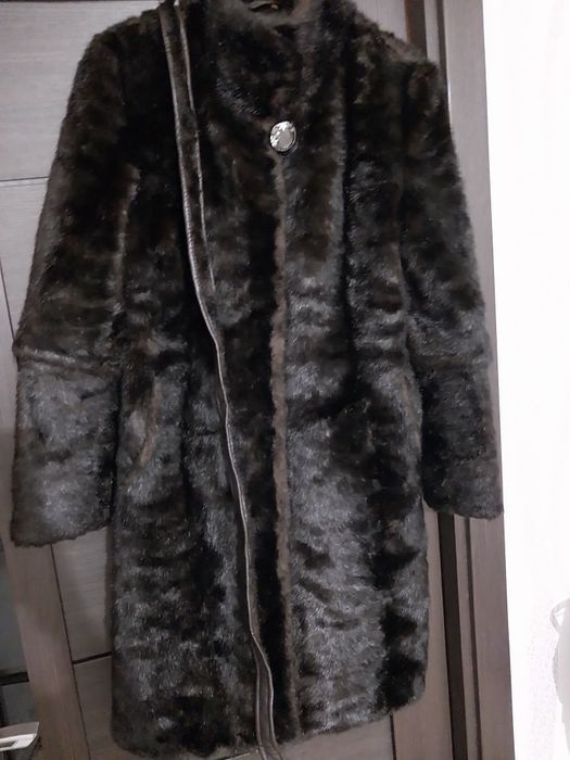 Шуба сатылады. Жаңа киілмеген