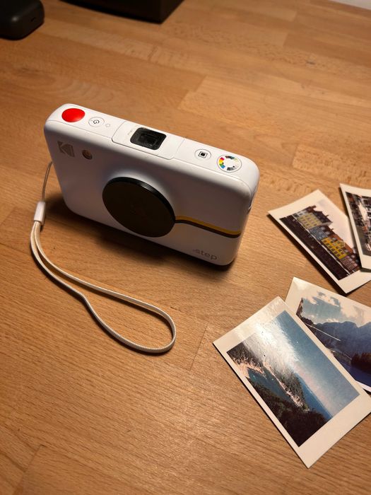 Kodak Step Instant Camera