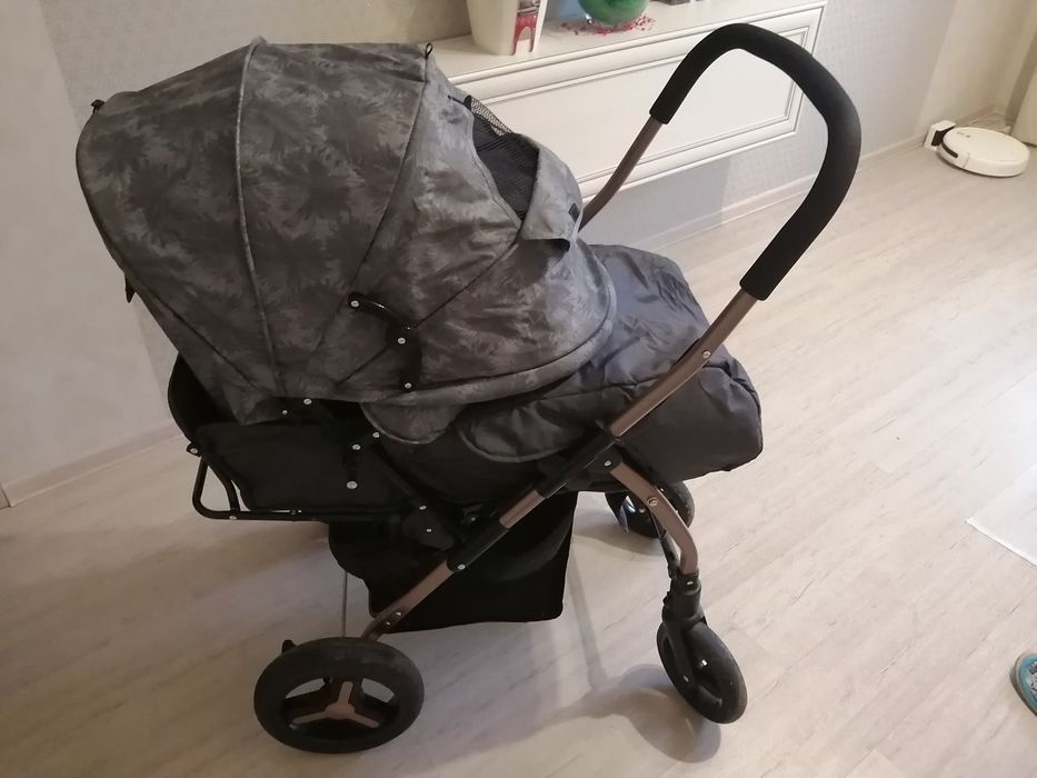 Продам коляску зима-лето