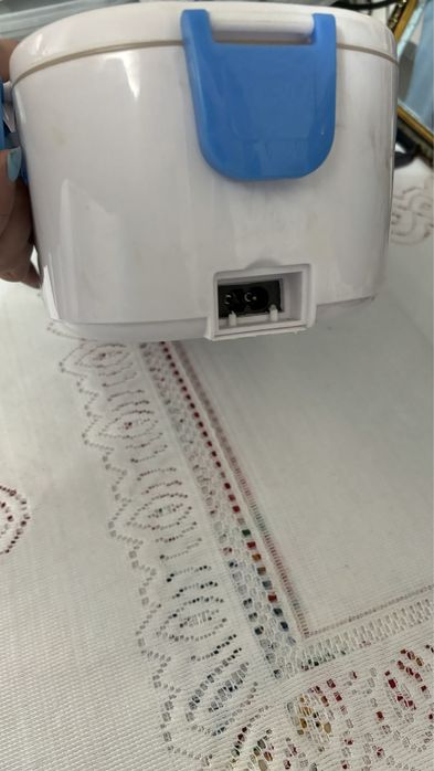 Бокс для еды с ложкой. Есть ем