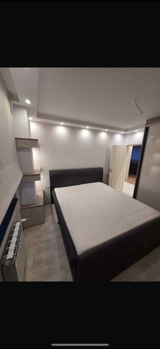 Продава се Тристаен апартамент в Плевен, Широк център - 100 кв.м за 2350 €/кв.м - Снимка #2