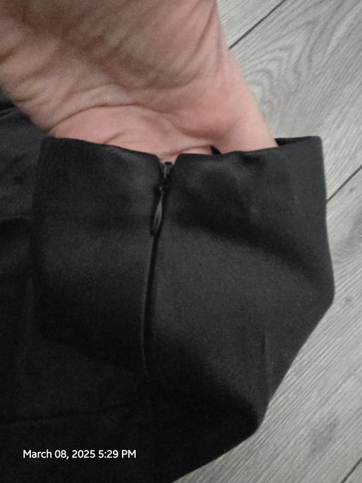 Pantaloni piele Zara