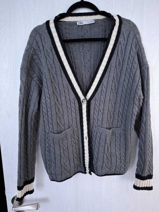 Сива жилетка Zara