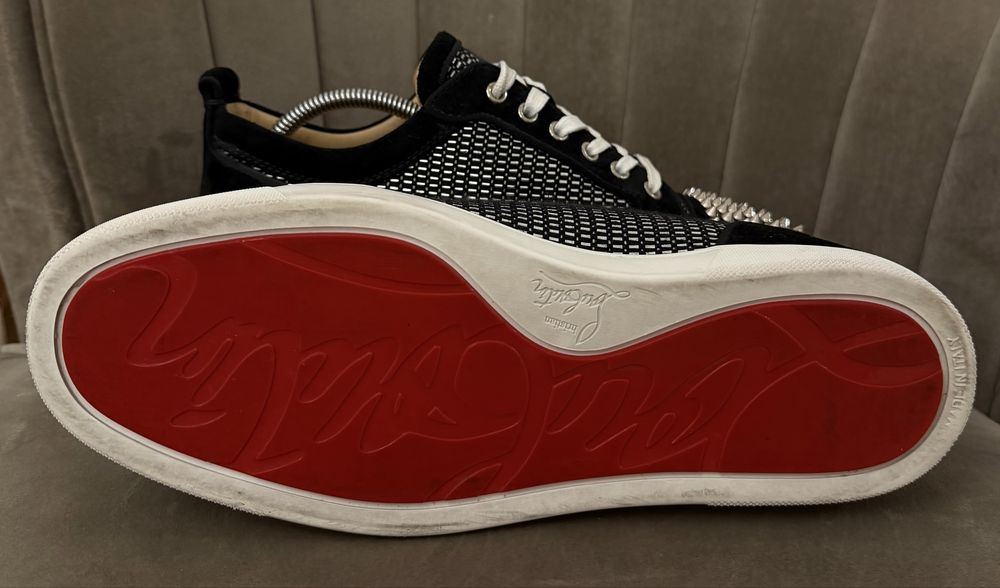 Cristian Louboutin Autentic 40