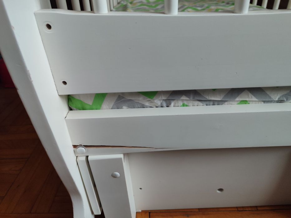 Отдам даром детскую кроватку