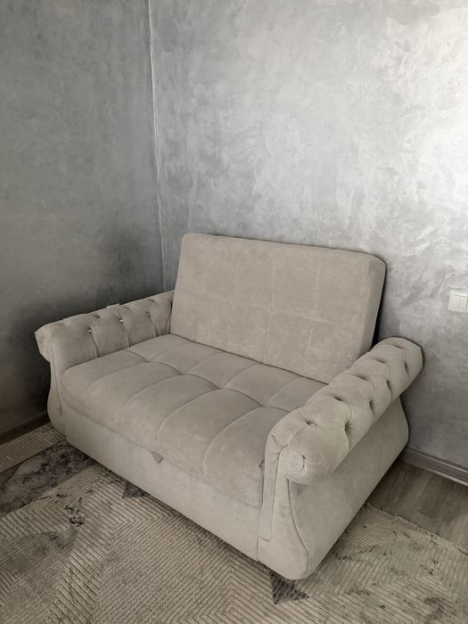 Продам новый диван
