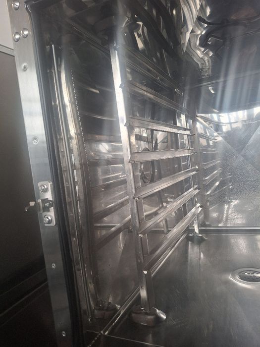 Конвектомат LINCAT 7 тави 2023 година