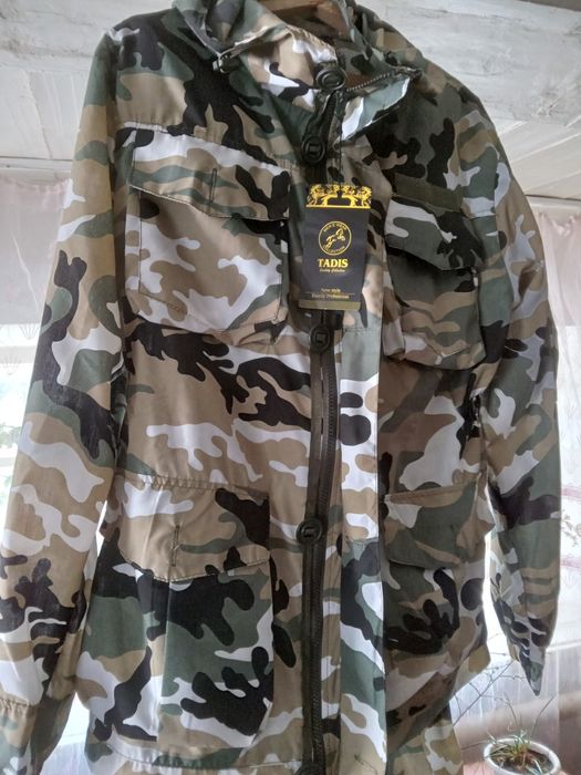 Продам спец одежду новая возможен торг