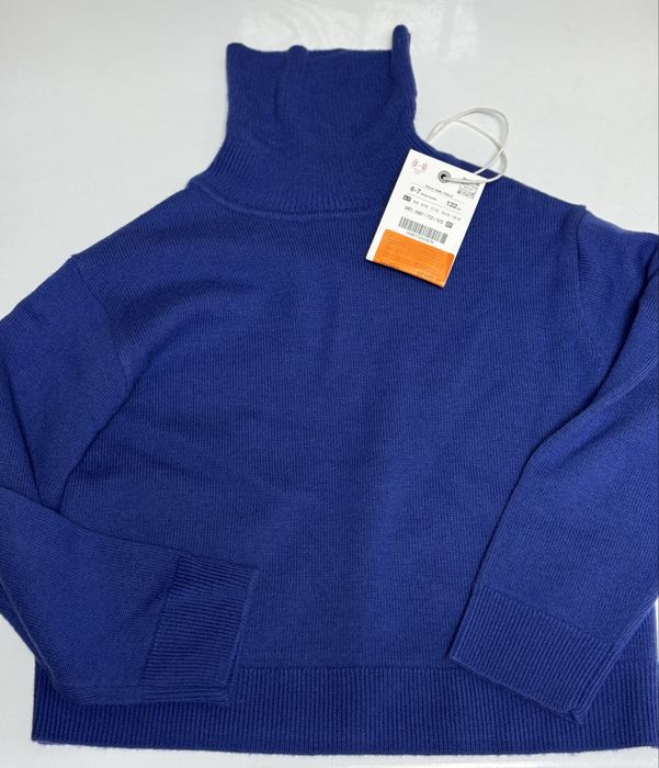 Zara Новый свитер