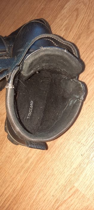 Продам ботинки на мальчика