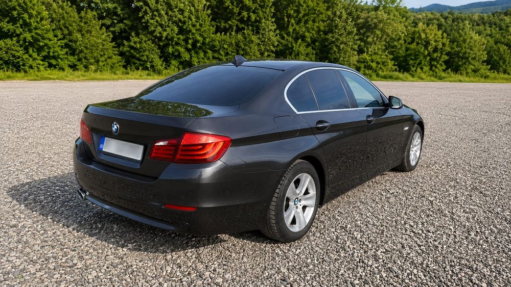 BMW Seria 5 F10 520d 184cp 2013 Euro 5 Cutie automata 8 trepte Sistem audio profesional Hi-fi