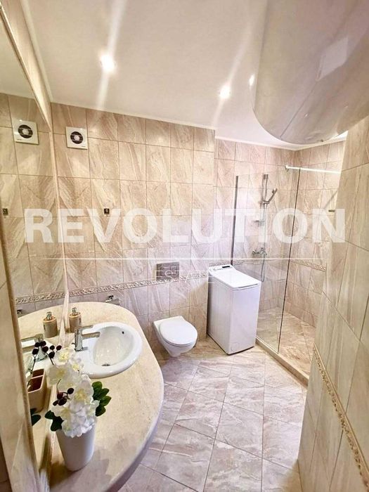 Дава се под наем Двустаен апартамент в Варна, Аспарухово - 70 кв.м за 450 € - Снимка #5