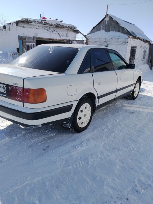 Продам Ауди 100 с4